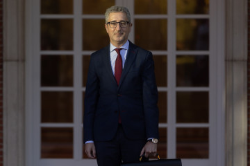 El ministro de Hacienda, Arcadi España, a su llegada al Palacio de La Moncloa, a 31 de marzo de 2026, en Madrid (España).