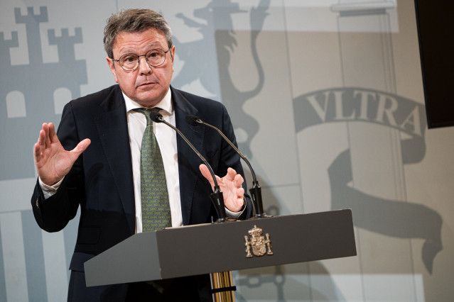 Archivo - El secretario de Estado de Transportes y Movilidad Sostenible, José Antonio Santano, durante una rueda de prensa.