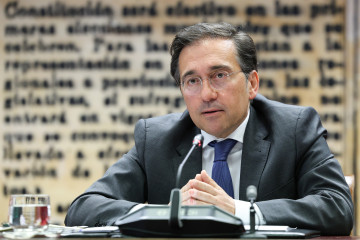 El ministro de Asuntos Exteriores, Unión Europea y Cooperación, José Manuel Albares, comparece ante la Comisión de Asuntos Exteriores, en el Senado, a 10 de abril de 2026, en Madrid (España).