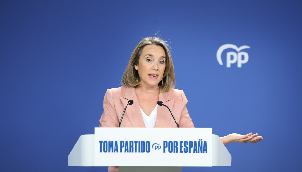 Archivo - La vicesecretaria de Regeneración Institucional del Partido Popular y diputada, Cuca Gamarra, ofrece una rueda de prensa tras el Comité de Dirección del PP, a 6 de octubre de 2025, en Mad