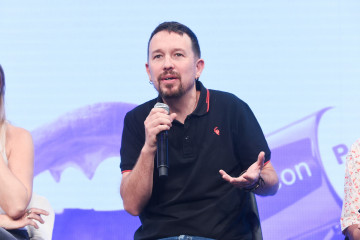 Archivo - El exvicepresidente del Gobierno y exsecretario general de Podemos, Pablo Iglesias, durante una intervención en la  Universidad de Otoño de Podemos en Espacio Ventas, a 18 de octubre de 20