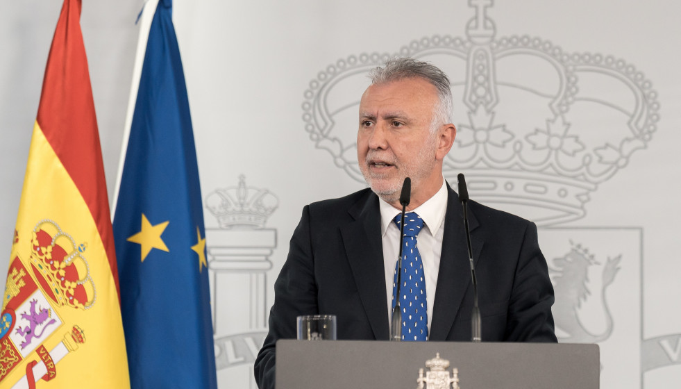 El ministro de Política Territorial y Memoria Democrática, Ángel Víctor Torres, durante una rueda de prensa, en el Palacio de la Moncloa, a 27 de marzo de 2026, en Madrid (España). El jefe del Ej