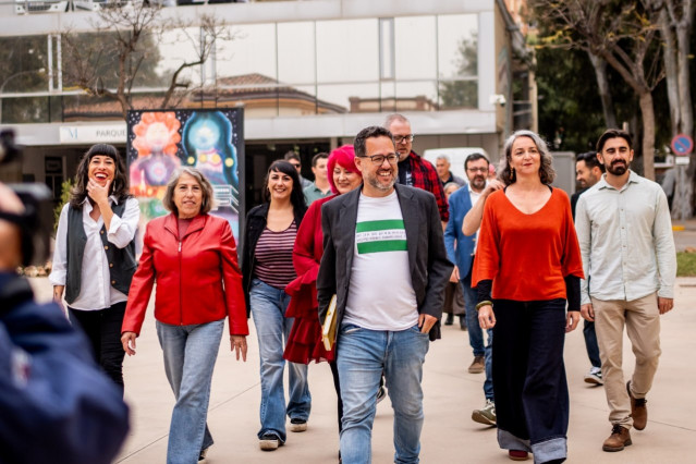 El portavoz de Adelante Andalucía, José Ignacio García, junto a su equipo.