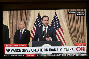 EuropaPress 7432570 islamabad april 12 2026    this photo taken on april 12 2026 shows screen (1)