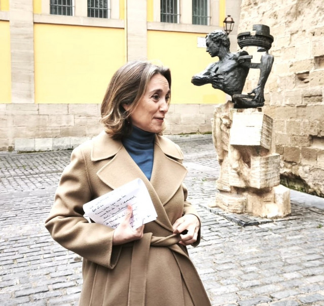 Cuca Gamarra, hoy en Logroño, antes de dirigirse a los periodistas.