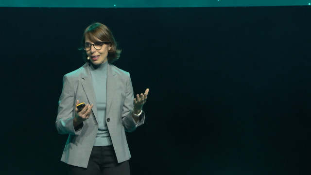 Suzana Curic (AWS) en su intervención en 'The Wave' 2026.