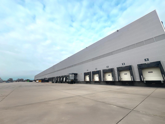 Archivo - Nave en Alcalá de Henares