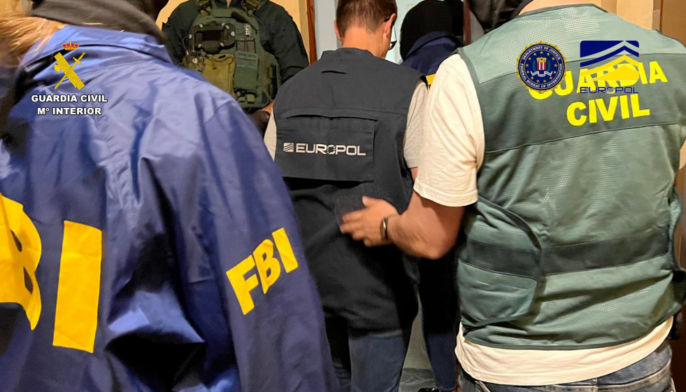 Archivo - Dispositivo de la Guardia Civil junto con Europol y el FBI, en otros cuerpos policiales, contra la estructura de propaganda online de Estado Islámico