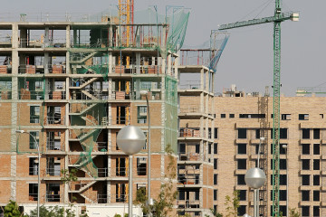 Archivo - Recurso viviendas en construcción. Obras de edificios.