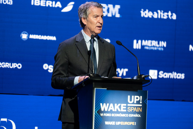 El presidente del PP, Alberto Núñez Feijóo, interviene en el VI Foro Económico ‘Wake Up, ¡Spain!, Wake Up Europe!’, organizado por El Español, a 16 de abril de 2026, en Madrid (España).