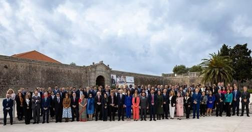 Foto de familia del 25 Congreso Mundial de la Unión Postal de las Américas, España y Portugal (UPAEP), celebrado en Cascais (Portugal).