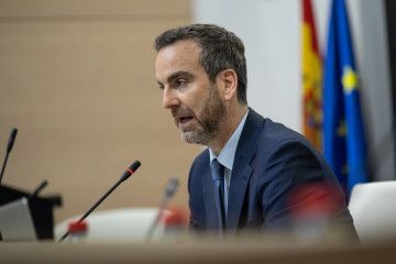 Archivo - El presidente del Frob, Álvaro López Barceló, interviene durante el V Congreso Internacional de Derecho Bancario, en el Ilustre Colegio de la Abogacía de Madrid (ICAM), a 4 de abril de 2