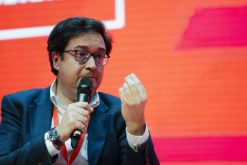 Archivo - El secretario general del PSOE-M y ministro para la Transformación Digital y de la Función Pública, Óscar López