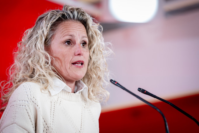 Archivo - La portavoz de la Ejecutiva Federal del PSOE, Montse Mínguez, durante una rueda de prensa en la sede nacional del partido en Ferraz