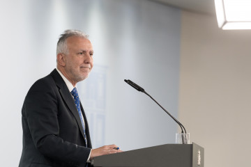 El ministro de Política Territorial y Memoria Democrática, Ángel Víctor Torres, durante una rueda de prensa, en el Palacio de la Moncloa, a 27 de marzo de 2026, en Madrid (España).