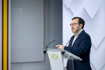 Archivo - El portavoz de Vox, José Antonio Fúster, durante una rueda de prensa posterior a la reunión del Comité de Acción Política