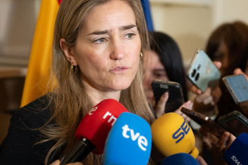 La vicepresidenta tercera y ministra para la Transición Ecológica y el Reto Demográfico, Sara Aagesen, ofrece declaraciones a los medios