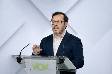 Archivo - El portavoz de Vox, José Antonio Fúster, durante una rueda de prensa posterior a la reunión del Comité de Acción Política de Vox, a 9 de febrero de 2026, en Madrid (España). Vox ha co
