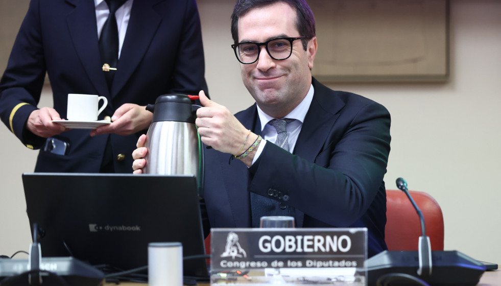 El vicepresidente primero del Gobierno y ministro de Economía, Comercio y Empresa, Carlos Cuerpo, durante su comparecencia  en el Congreso