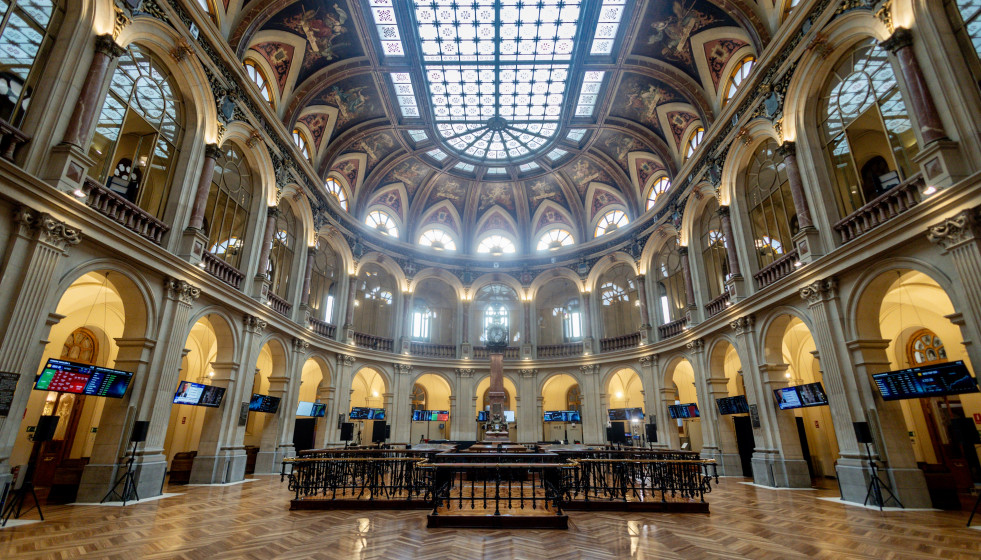 Archivo - Interior del Palacio de la Bolsa de Madrid.