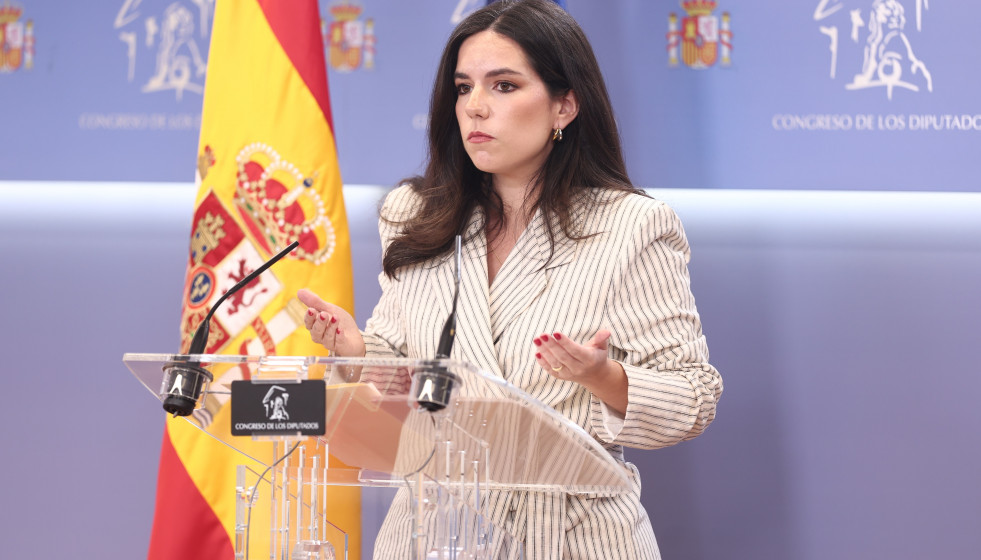 La portavoz de VOX en el Congreso, Pepa Millán, durante una rueda de prensa en el Congreso de los Diputados, a 21 de abril de 2026, en Madrid (España).