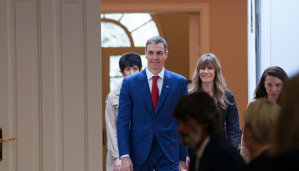 Archivo - El presidente del Gobierno, Pedro Sánchez  y su mujer, Begoña Gómez en una imagen de archivo.