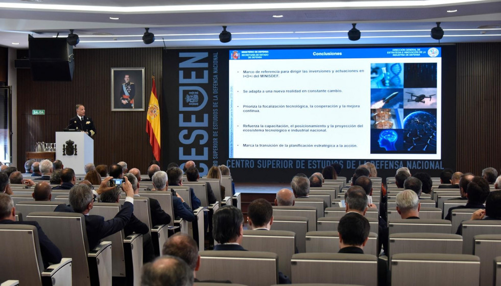 Defensa presenta su Estrategia de Tecnología e Innovación 2026.