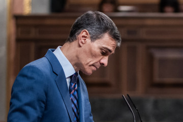 El presidente del Gobierno, Pedro Sánchez, interviene durante una sesión de control al Gobierno, en el Congreso, a 25 de marzo de 2026, en Madrid (España).