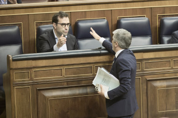 El ministro de Economía, Carlos Cuerpo, durante una sesión plenaria en el Congreso, a 22 de abril de 2026, en Madrid (España). El pleno del Congreso debate sobre la gobernabilidad de España con pr