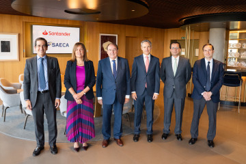 Archivo - Acuerdo entre Santander y Saeca