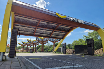 Archivo - Fastned dispara sus ingresos un 40% y marca récord de suministro eléctrico en el primer trimestre