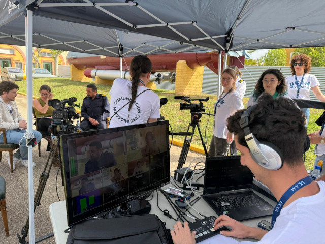Estudiantes durante la realización del ejercicio 'Cartago 26'
