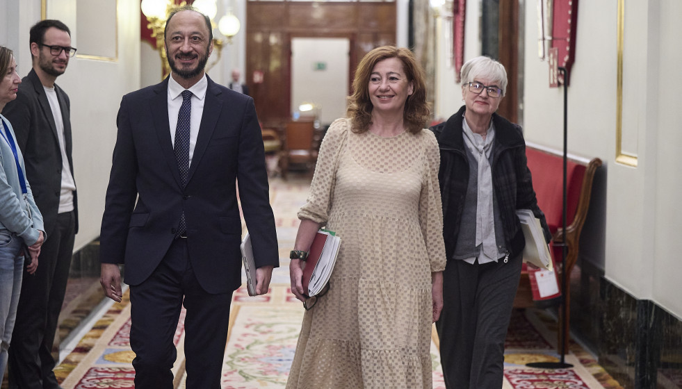 Archivo - El vicepresidente de la Mesa del Congreso, Alfonso Rodríguez de Celis, la presidenta de la mesa del Congreso, Francina Armengol y la secretaria segunda de la Mesa del Congreso, Isaura Leal 
