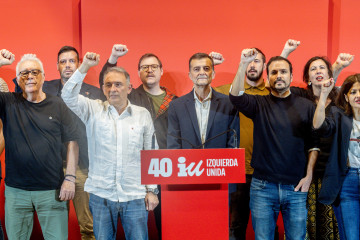 El coordinador federal de IU, Antonio Maíllo (c), durante el acto del 40 Aniversario de Izquierda Unida, en el anfiteatro de la sede de UGT, a 25 de abril de 2026, en Madrid (España)