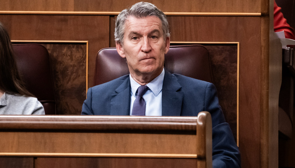 Archivo - El presidente del PP, Alberto Núñez Feijóo, durante una sesión plenaria, en el Congreso de los Diputados, a 26 de marzo de 2026, en Madrid (España).