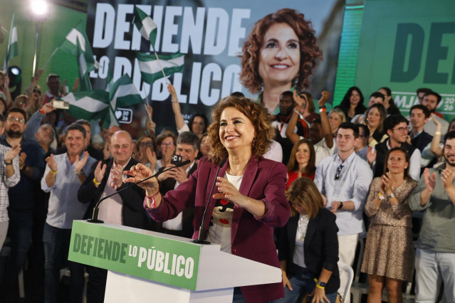 María Jesús Montero, durante su intervención en el mitin que ha ofrecido junto a Pedro Sánchez en Córdoba.