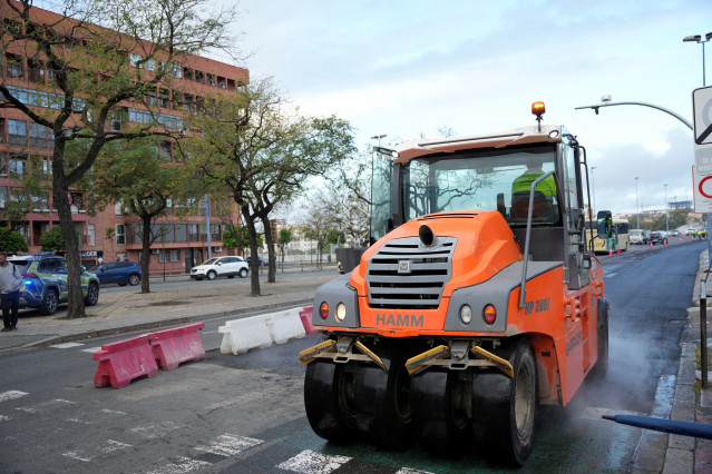 Imagen de las obras del Puente del Cristo de la Expiración, más conocido por los sevillanos como Puente del Cachorro