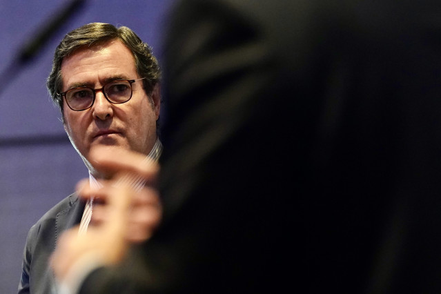 Archivo - El presidente de la CEOE, Antonio Garamendi, en una imagen de archivo
