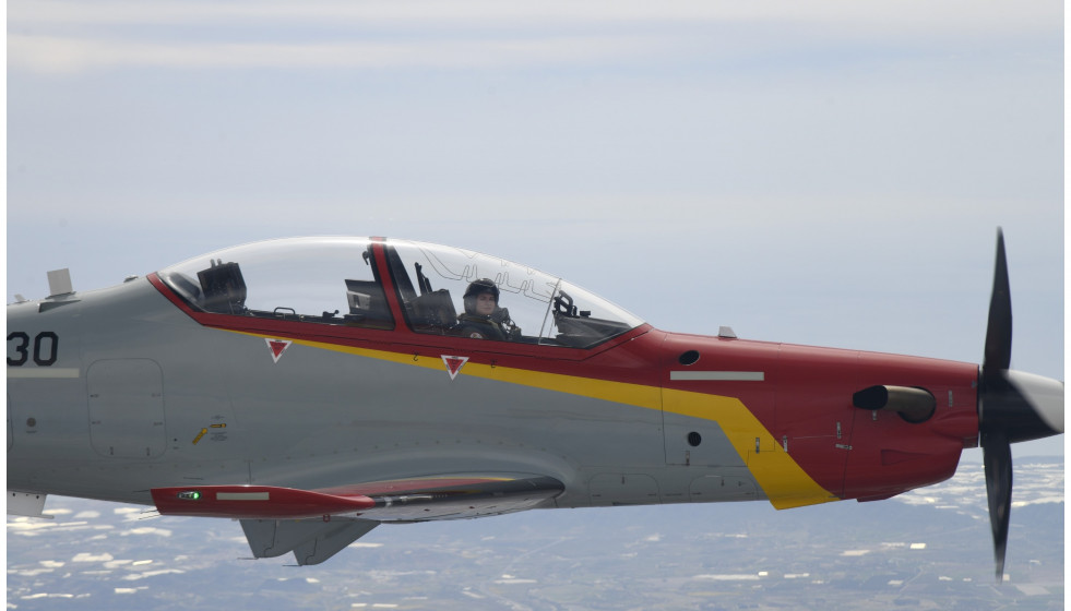 La Princesa de Asturias durante su segundo vuelo en solitario realizado durante su periodo de formación en la Academia General del Aire y del Espacio