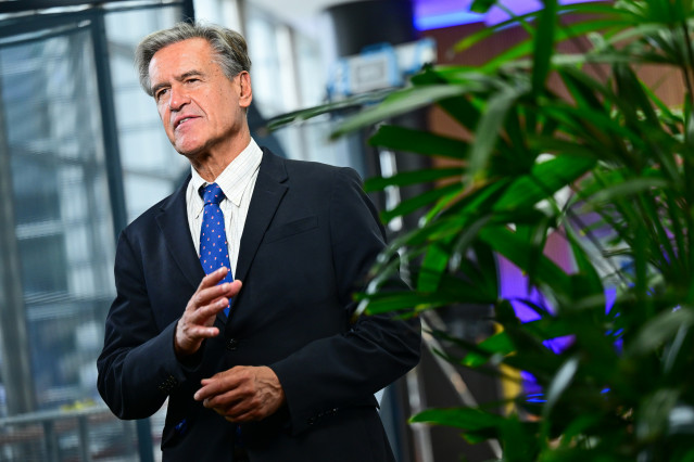 Archivo - El eurodiputado del PSOE Juan Fernando López Aguilar en los pasillos del Parlamento Europeo.