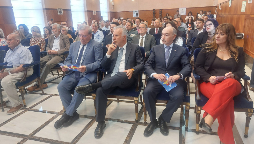El ministro de Política Territorial y Memoria Democrática, Ángel Víctor Torres, preside el acto de homenaje a las víctimas del franquismo en Aragón.