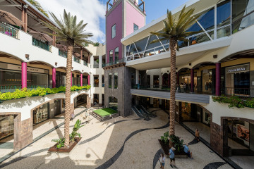 Archivo - Plaza central Forum Madeira