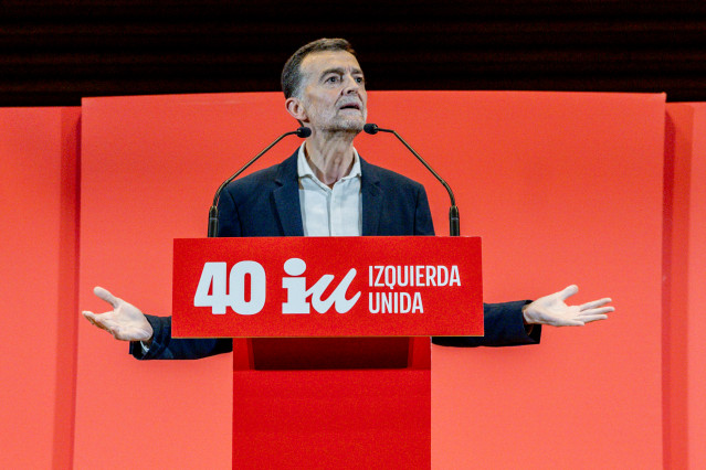 El coordinador federal de IU, Antonio Maíllo, durante el acto del 40 Aniversario de Izquierda Unida, en el anfiteatro de la sede de UGT, a 25 de abril de 2026, en Madrid (España).
