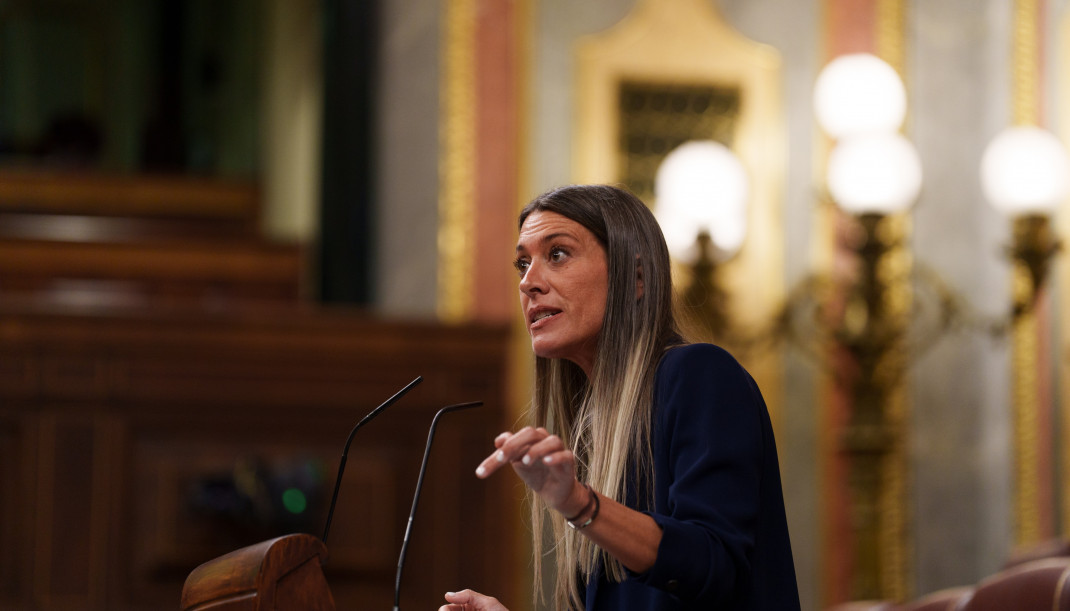 La portavoz de Junts en el Congreso, Miriam Nogueras, interviene durante una sesión plenaria en el Congreso, a 28 de abril de 2026, en Madrid (España).