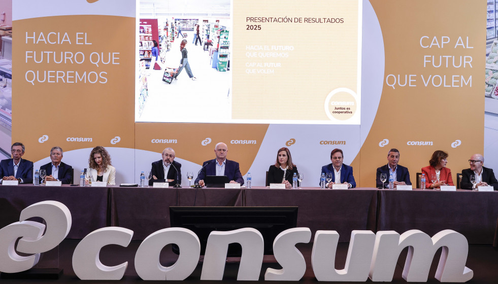 El director general de Consum, Antonio Rodríguez Lázaro, presenta los resultados de la cooperativa correspondientes al ejercicio 2025, a 29 de abril de 2026, en Valencia, Comunidad Valenciana (Espa�