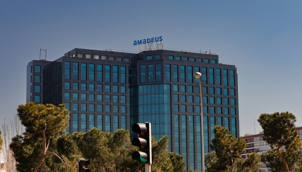 Archivo - Fachada de la sede de Amadeus en el edificio Herre, a 2 de marzo de 2023, en Madrid (España).