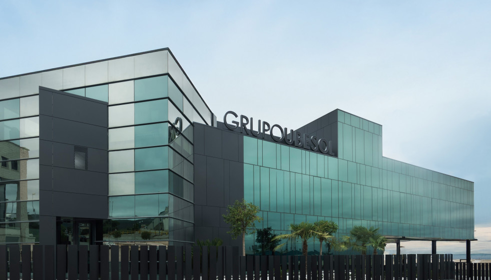 Imagen de la fachada del Grupo Ubesol