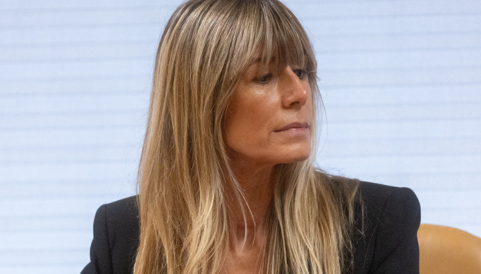 Archivo - La mujer del presidente del Gobierno, Begoña Gómez, durante la Comisión de Investigación sobre programas de cátedras y postgrados de la Universidad Complutense de Madrid y empresas fina
