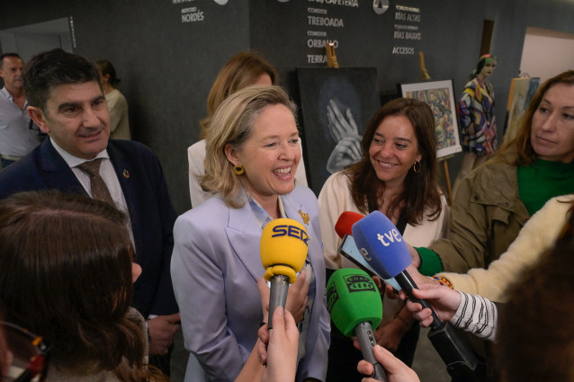 La presidenta del Banco Europeo de Inversiones, Nadia Calviño, ofrece declaraciones con motivo de la presentación de su libro '2.000 días en el Gobierno