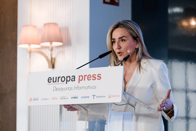 La ministra de Educación, Formación Profesional y Deportes, Milagros Tolón, participa en un desayuno organizado por Europa Press, a 30 de abril de 2026, en Madrid (España).